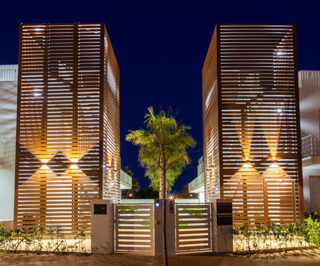Smart Hotel Ugento ตอร์เร ซาน จิโอวานนิ อูเจนโต ภายนอก รูปภาพ