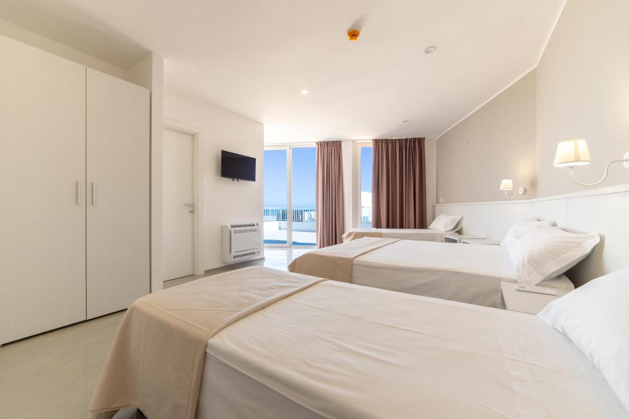 Smart Hotel Ugento ตอร์เร ซาน จิโอวานนิ อูเจนโต ภายนอก รูปภาพ